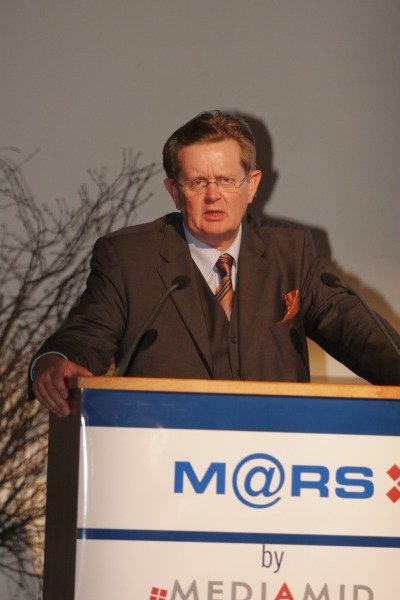 MDS03988 m1k - Begrüßung